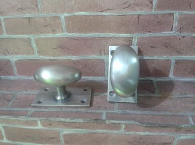 Brass Door Handle Item code W.064N size long 100 mm.wide 40 mm.Thickness 3 mm.