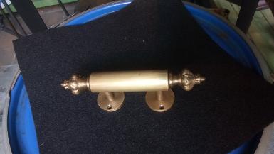 Brass door handle Item Code MRMP51 size long 170 mm. pipe 25 mm. high 60 mm.